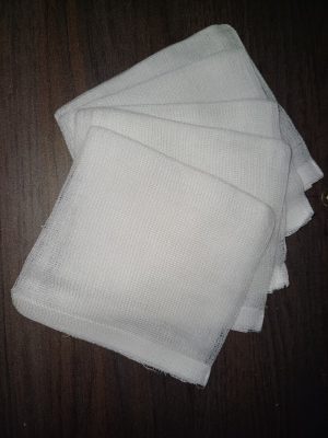 Kompressen 10×10 cm, 5 Stück